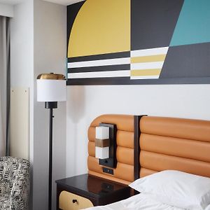 Double Room Two Double Beds High Floor